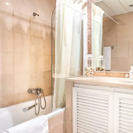 Villa Spacious In Jardim Do Golfe • Pool Quarteira